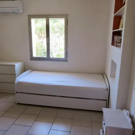 Maison Charmante A Avec Piscine Partagee 펜션 생트막시메