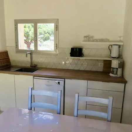Maison Charmante A Avec Piscine Partagee 펜션
