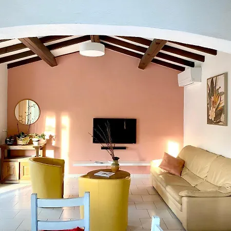 Maison Charmante A Avec Piscine Partagee *
